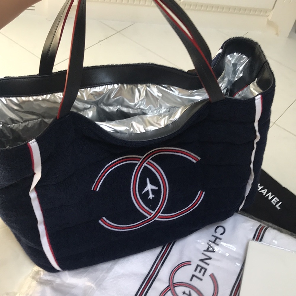CHANEL beach bag